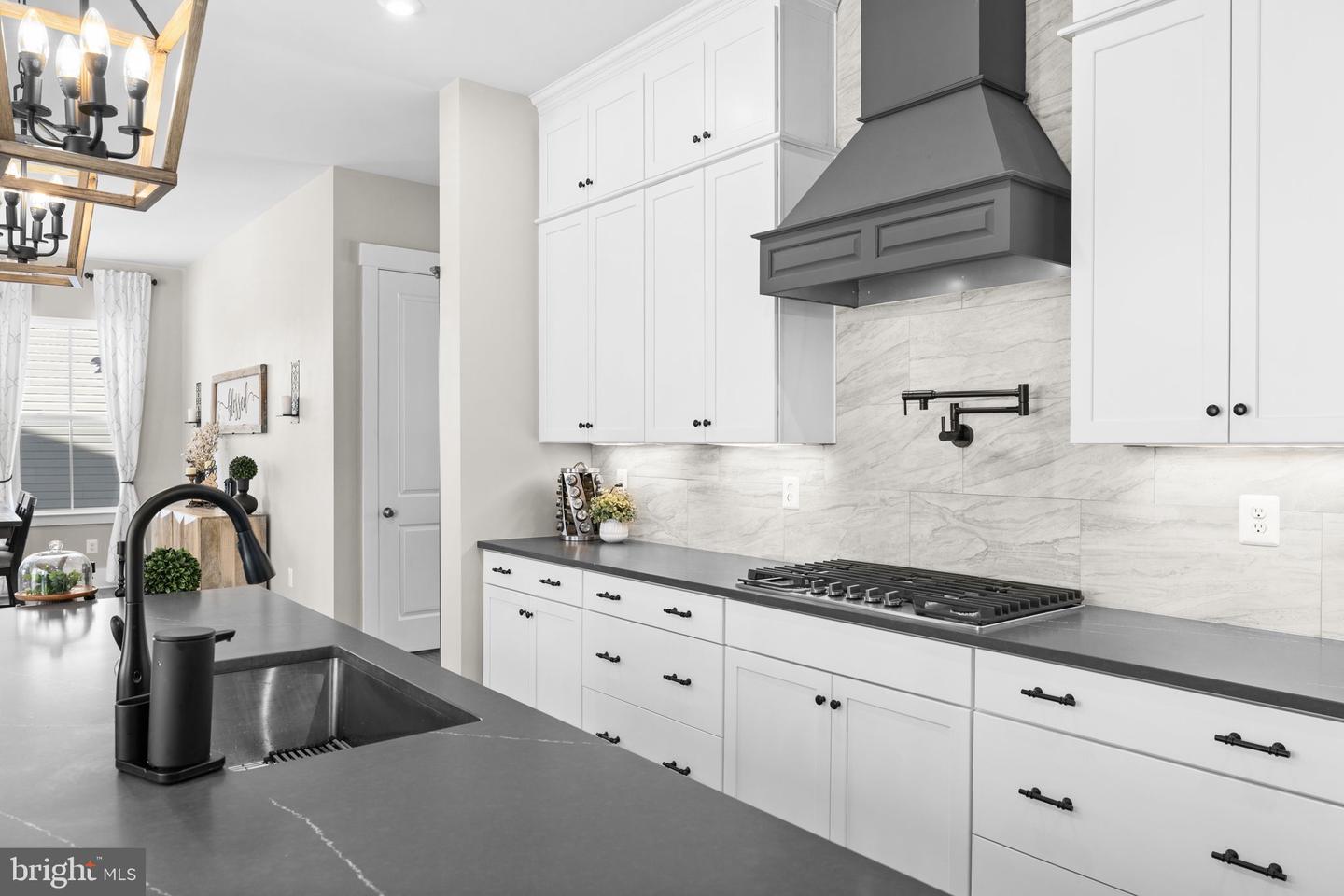 14 SNOWDROP DR, STAFFORD, Virginia 22554, 5 Bedrooms Bedrooms, ,3 BathroomsBathrooms,Residential,For sale,14 SNOWDROP DR,VAST2045506 MLS # VAST2045506