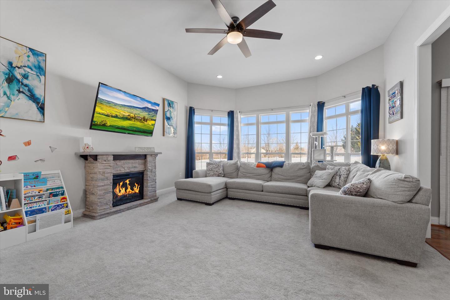 38822 BETTIS DR, HAMILTON, Virginia 20158, 6 Bedrooms Bedrooms, ,5 BathroomsBathrooms,Residential,For sale,38822 BETTIS DR,VALO2114710 MLS # VALO2114710