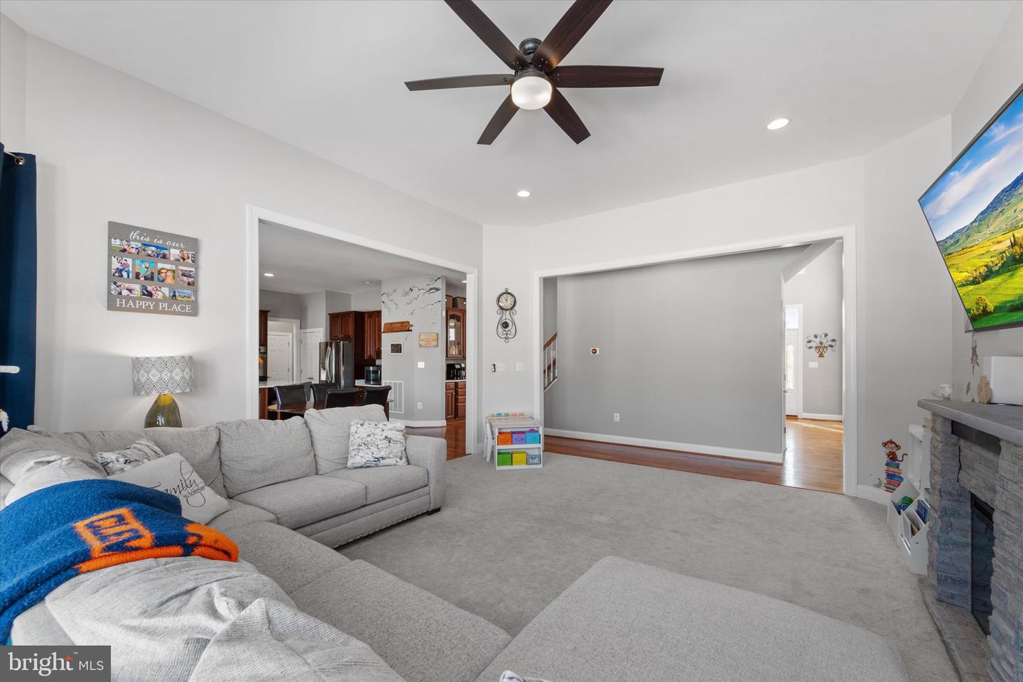 38822 BETTIS DR, HAMILTON, Virginia 20158, 6 Bedrooms Bedrooms, ,5 BathroomsBathrooms,Residential,For sale,38822 BETTIS DR,VALO2114710 MLS # VALO2114710