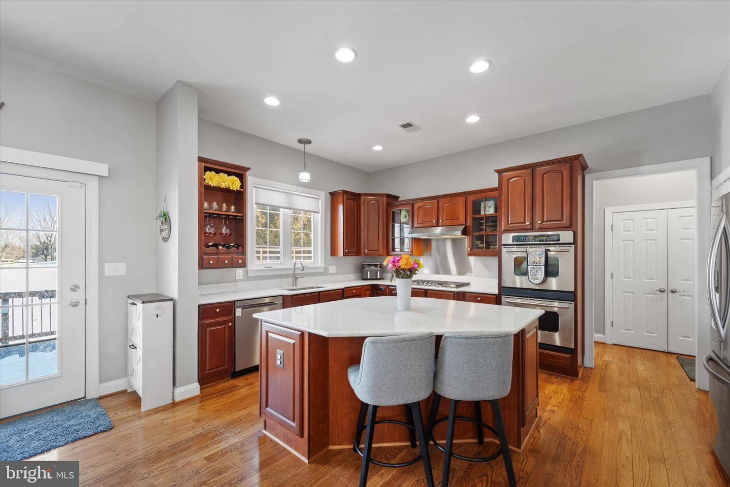 38822 BETTIS DR, HAMILTON, Virginia 20158, 6 Bedrooms Bedrooms, ,5 BathroomsBathrooms,Residential,For sale,38822 BETTIS DR,VALO2114710 MLS # VALO2114710