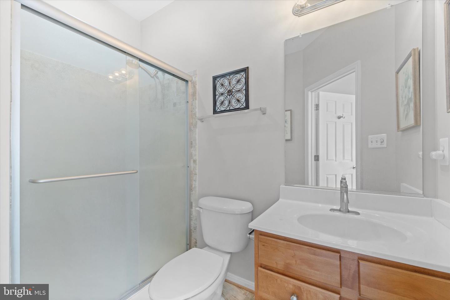 38822 BETTIS DR, HAMILTON, Virginia 20158, 6 Bedrooms Bedrooms, ,5 BathroomsBathrooms,Residential,For sale,38822 BETTIS DR,VALO2114710 MLS # VALO2114710