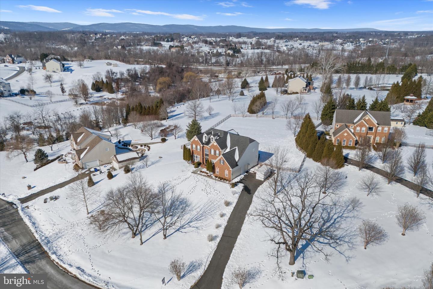 38822 BETTIS DR, HAMILTON, Virginia 20158, 6 Bedrooms Bedrooms, ,5 BathroomsBathrooms,Residential,For sale,38822 BETTIS DR,VALO2114710 MLS # VALO2114710