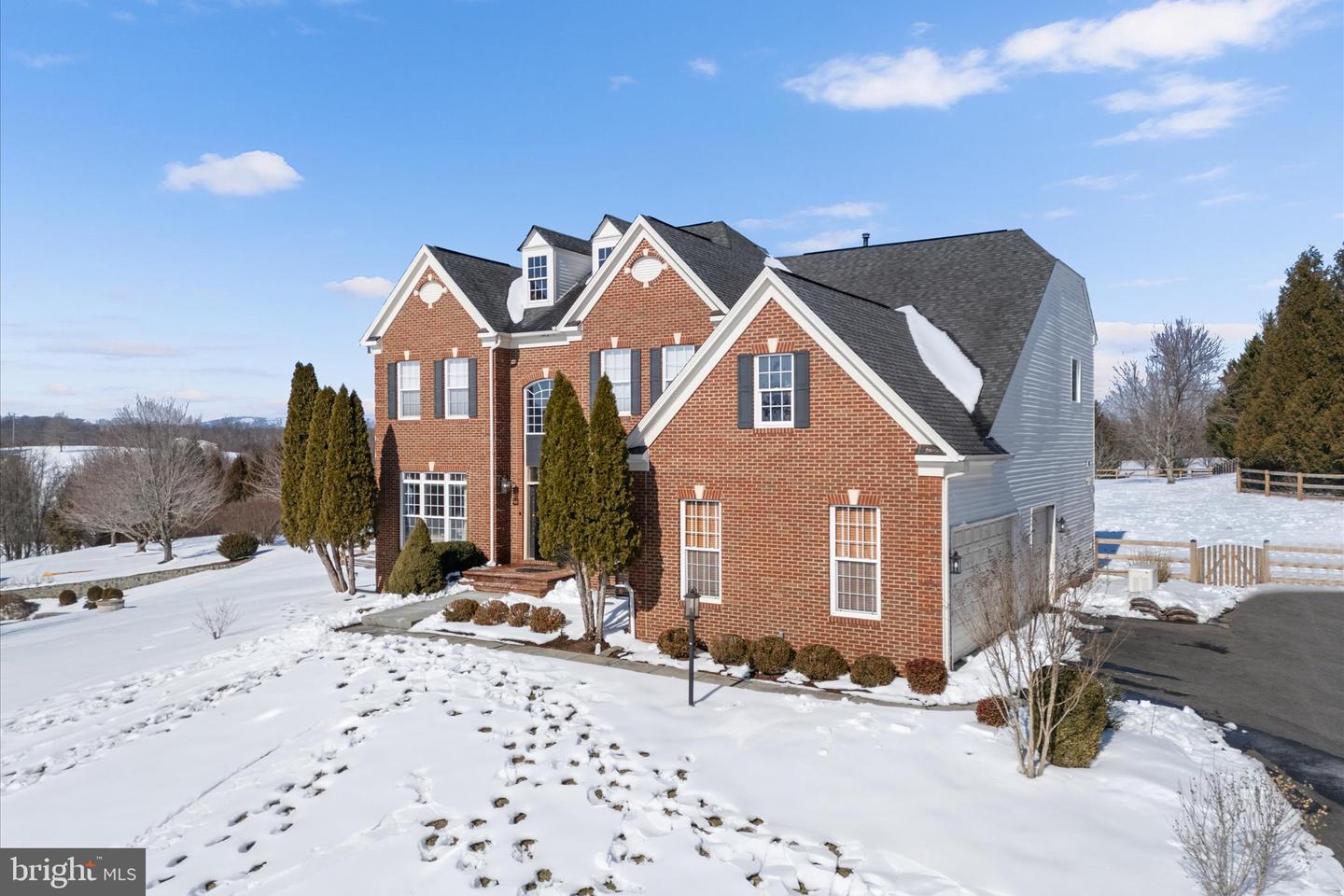 38822 BETTIS DR, HAMILTON, Virginia 20158, 6 Bedrooms Bedrooms, ,5 BathroomsBathrooms,Residential,For sale,38822 BETTIS DR,VALO2114710 MLS # VALO2114710