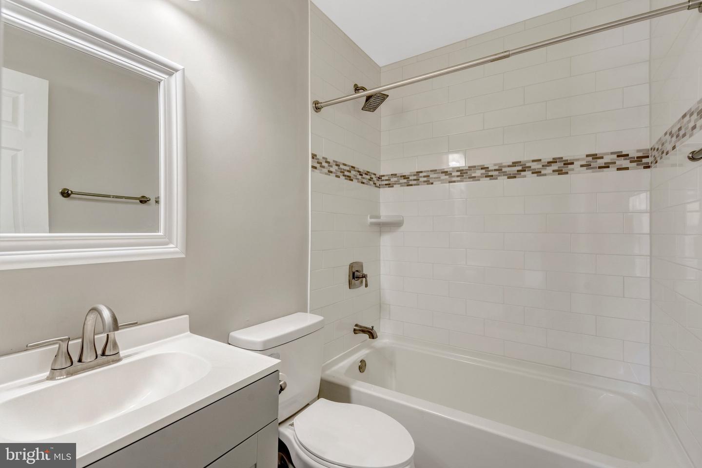 829 SMARTTS LN NE, LEESBURG, Virginia 20176, 3 Bedrooms Bedrooms, ,2 BathroomsBathrooms,Residential,For sale,829 SMARTTS LN NE,VALO2114764 MLS # VALO2114764