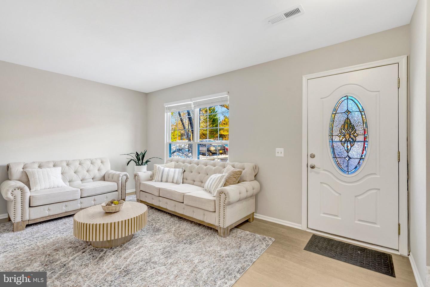 829 SMARTTS LN NE, LEESBURG, Virginia 20176, 3 Bedrooms Bedrooms, ,2 BathroomsBathrooms,Residential,For sale,829 SMARTTS LN NE,VALO2114764 MLS # VALO2114764