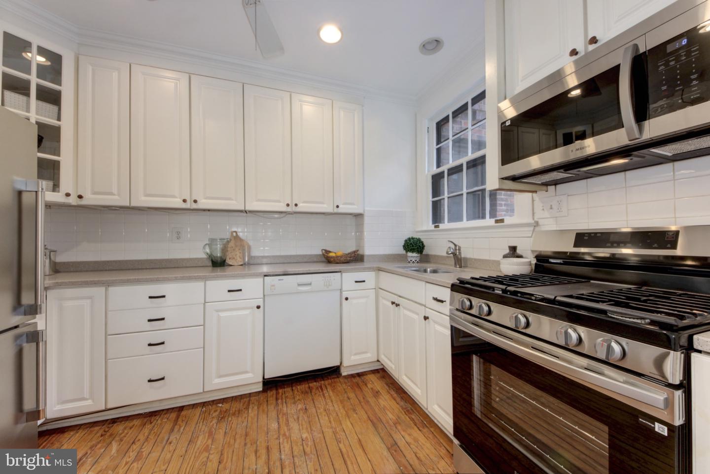 3020 TILDEN ST NW #104, WASHINGTON, District Of Columbia 20008, 2 Bedrooms Bedrooms, 8 Rooms Rooms,1 BathroomBathrooms,Residential,For sale,3020 TILDEN ST NW #104,DCDC2243496 MLS # DCDC2243496