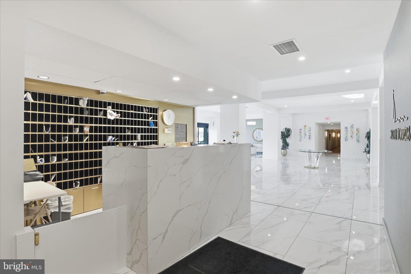 501 SLATERS LN #102, ALEXANDRIA, Virginia 22314, 1 Bedroom Bedrooms, ,1 BathroomBathrooms,Residential,For sale,501 SLATERS LN #102,VAAX2053568 MLS # VAAX2053568