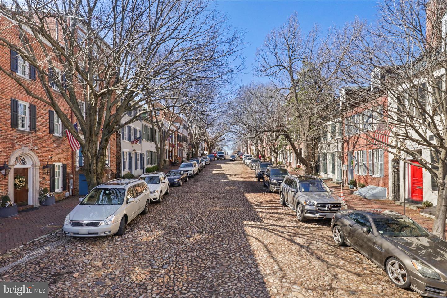 501 SLATERS LN #102, ALEXANDRIA, Virginia 22314, 1 Bedroom Bedrooms, ,1 BathroomBathrooms,Residential,For sale,501 SLATERS LN #102,VAAX2053568 MLS # VAAX2053568