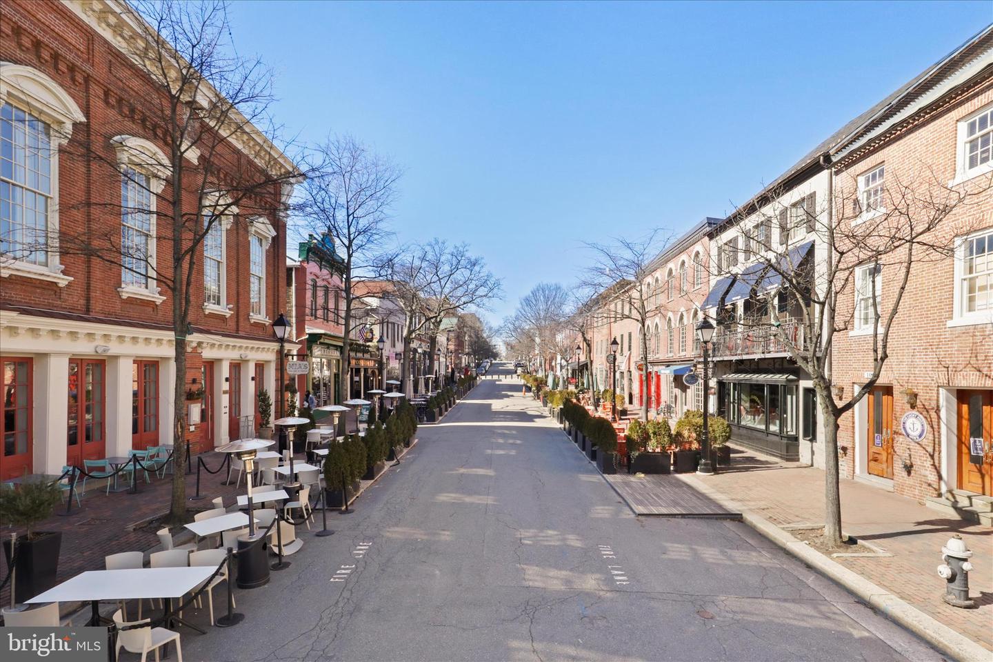 501 SLATERS LN #102, ALEXANDRIA, Virginia 22314, 1 Bedroom Bedrooms, ,1 BathroomBathrooms,Residential,For sale,501 SLATERS LN #102,VAAX2053568 MLS # VAAX2053568