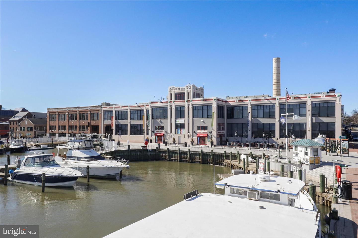 501 SLATERS LN #102, ALEXANDRIA, Virginia 22314, 1 Bedroom Bedrooms, ,1 BathroomBathrooms,Residential,For sale,501 SLATERS LN #102,VAAX2053568 MLS # VAAX2053568