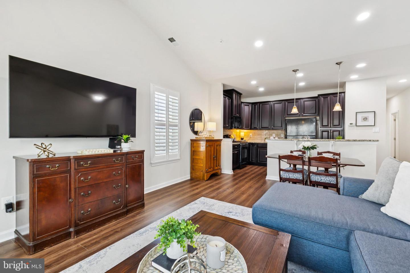 7416 BRUNSON CIR, GAINESVILLE, Virginia 20155, 2 Bedrooms Bedrooms, ,2 BathroomsBathrooms,Residential,For sale,7416 BRUNSON CIR,VAPW2111398 MLS # VAPW2111398