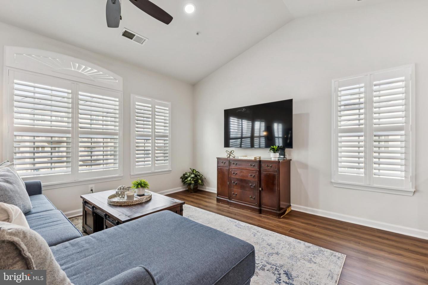 7416 BRUNSON CIR, GAINESVILLE, Virginia 20155, 2 Bedrooms Bedrooms, ,2 BathroomsBathrooms,Residential,For sale,7416 BRUNSON CIR,VAPW2111398 MLS # VAPW2111398