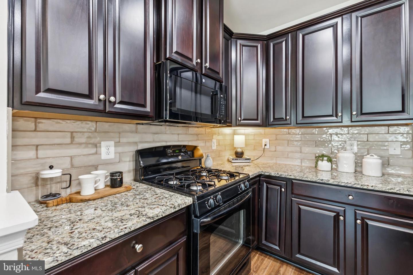 7416 BRUNSON CIR, GAINESVILLE, Virginia 20155, 2 Bedrooms Bedrooms, ,2 BathroomsBathrooms,Residential,For sale,7416 BRUNSON CIR,VAPW2111398 MLS # VAPW2111398