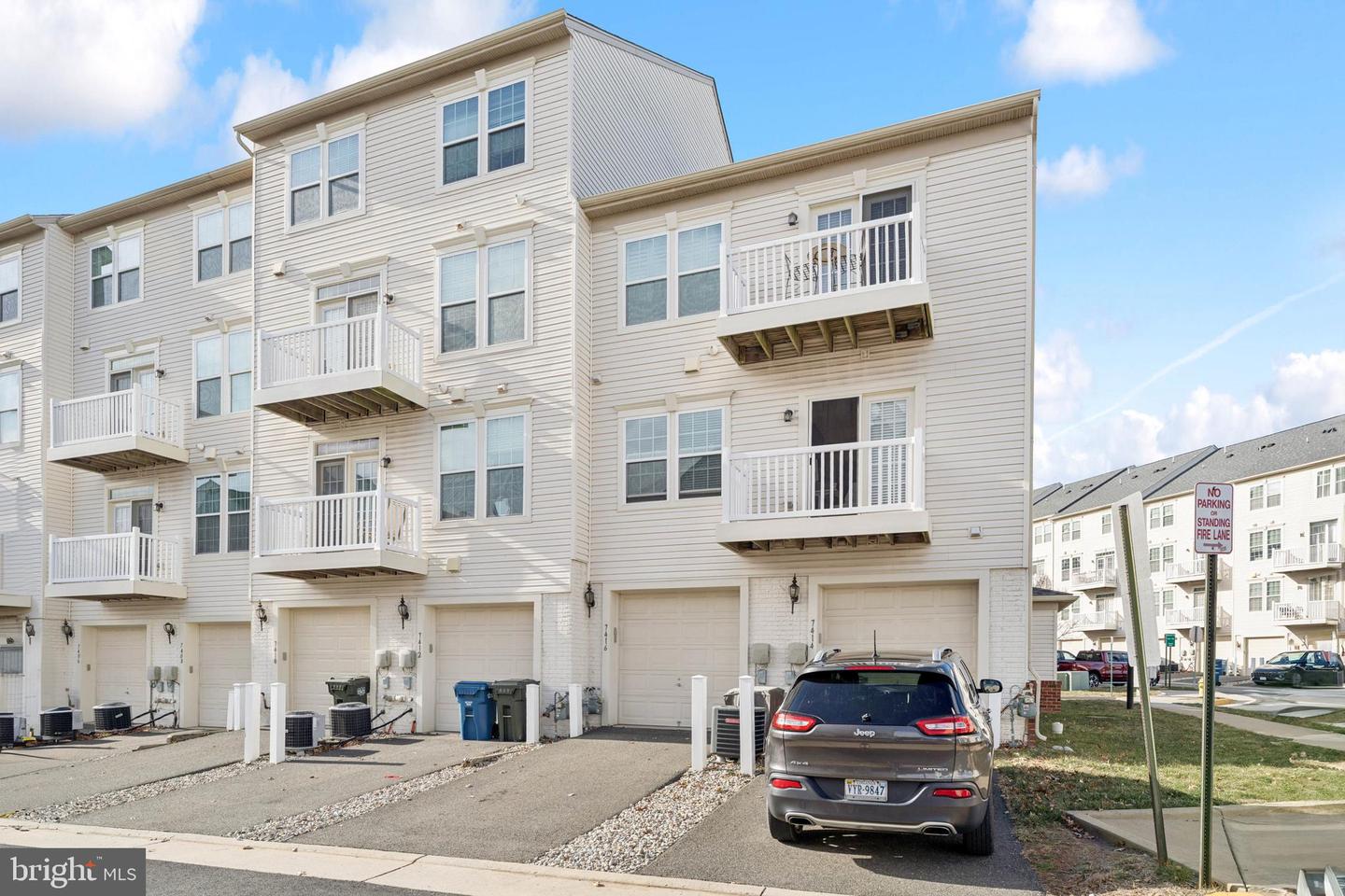 7416 BRUNSON CIR, GAINESVILLE, Virginia 20155, 2 Bedrooms Bedrooms, ,2 BathroomsBathrooms,Residential,For sale,7416 BRUNSON CIR,VAPW2111398 MLS # VAPW2111398