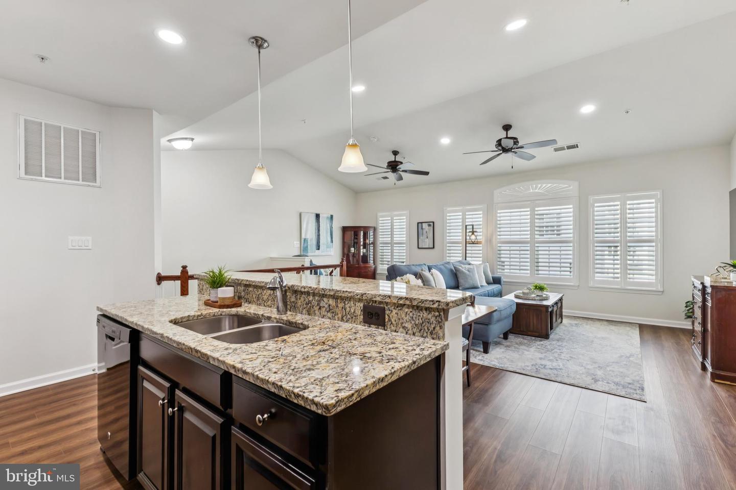 7416 BRUNSON CIR, GAINESVILLE, Virginia 20155, 2 Bedrooms Bedrooms, ,2 BathroomsBathrooms,Residential,For sale,7416 BRUNSON CIR,VAPW2111398 MLS # VAPW2111398