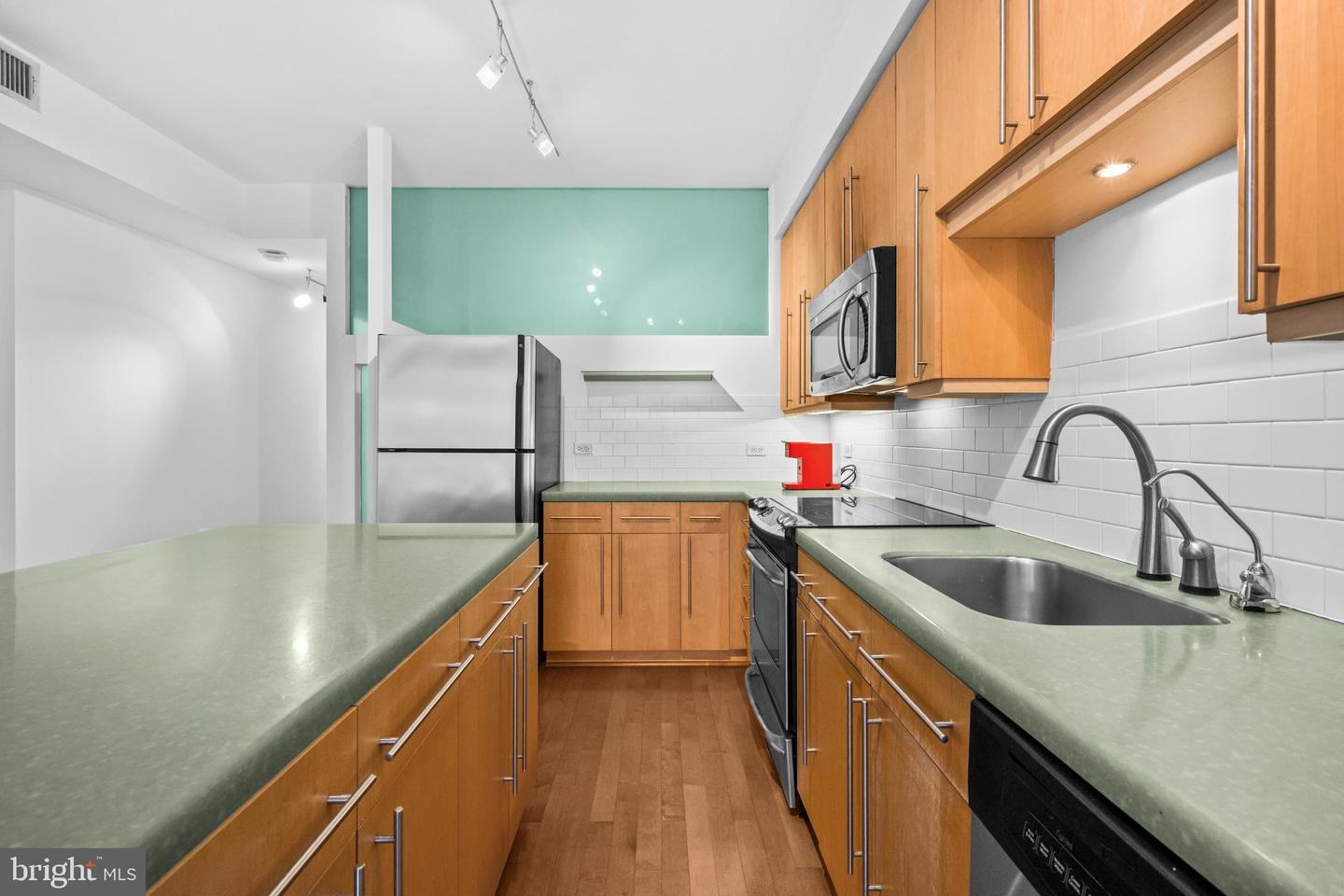437 NEW YORK AVE NW #206, WASHINGTON, District Of Columbia 20001, 1 Bedroom Bedrooms, ,1 BathroomBathrooms,Residential,For sale,437 NEW YORK AVE NW #206,DCDC2243582 MLS # DCDC2243582