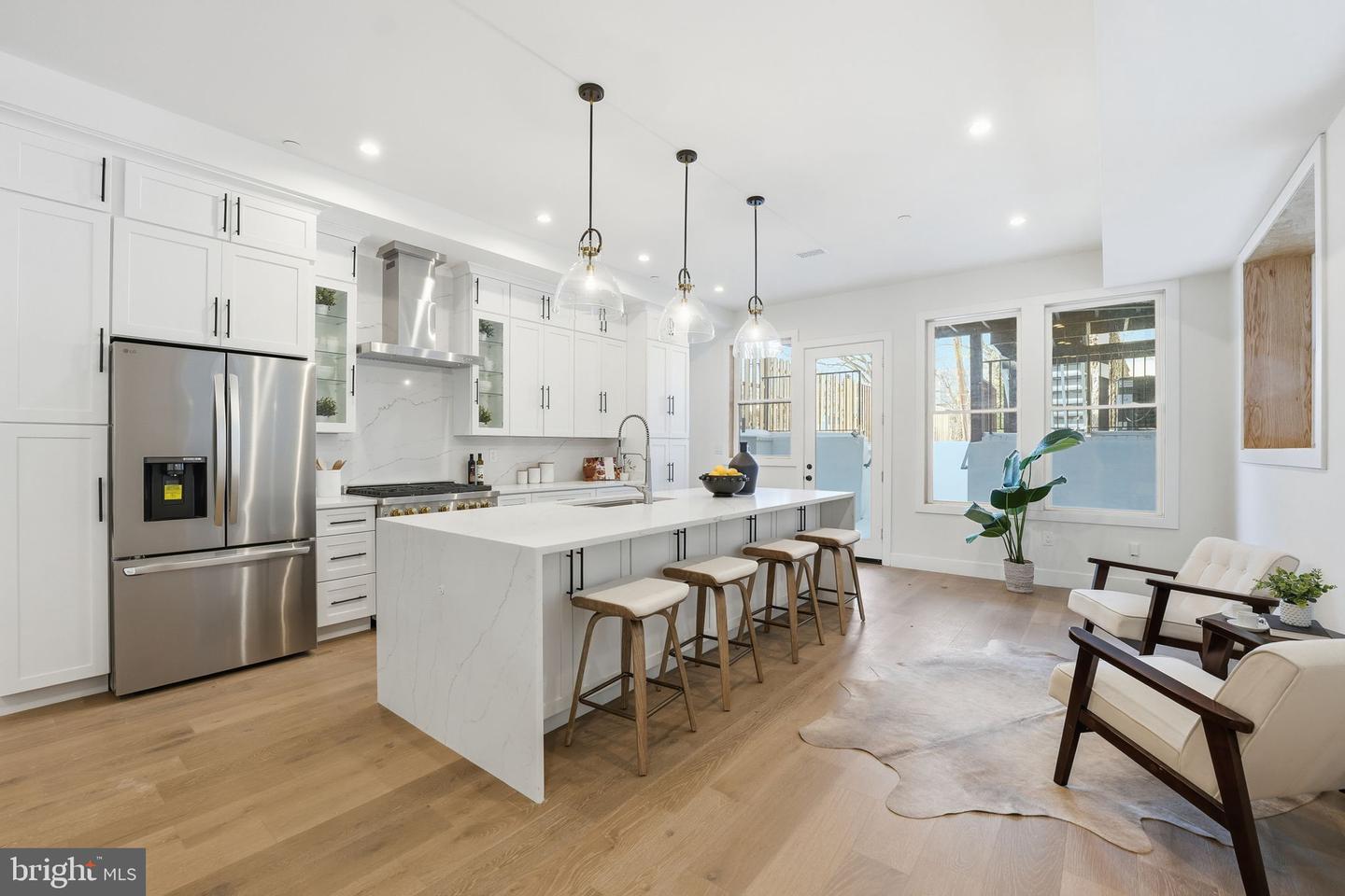 3916 8TH ST NW #B, WASHINGTON, District Of Columbia 20011, 3 Bedrooms Bedrooms, ,3 BathroomsBathrooms,Residential,For sale,3916 8TH ST NW #B,DCDC2243364 MLS # DCDC2243364