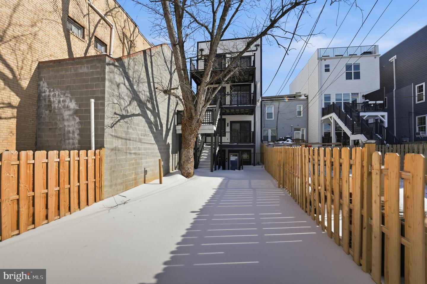 3916 8TH ST NW #B, WASHINGTON, District Of Columbia 20011, 3 Bedrooms Bedrooms, ,3 BathroomsBathrooms,Residential,For sale,3916 8TH ST NW #B,DCDC2243364 MLS # DCDC2243364