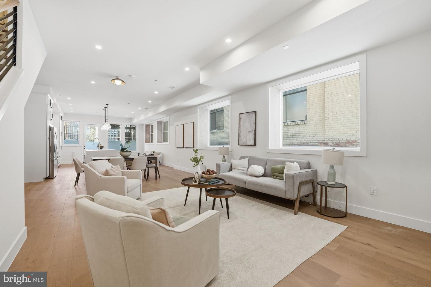 3916 8TH ST NW #B, WASHINGTON, District Of Columbia 20011, 3 Bedrooms Bedrooms, ,3 BathroomsBathrooms,Residential,For sale,3916 8TH ST NW #B,DCDC2243364 MLS # DCDC2243364