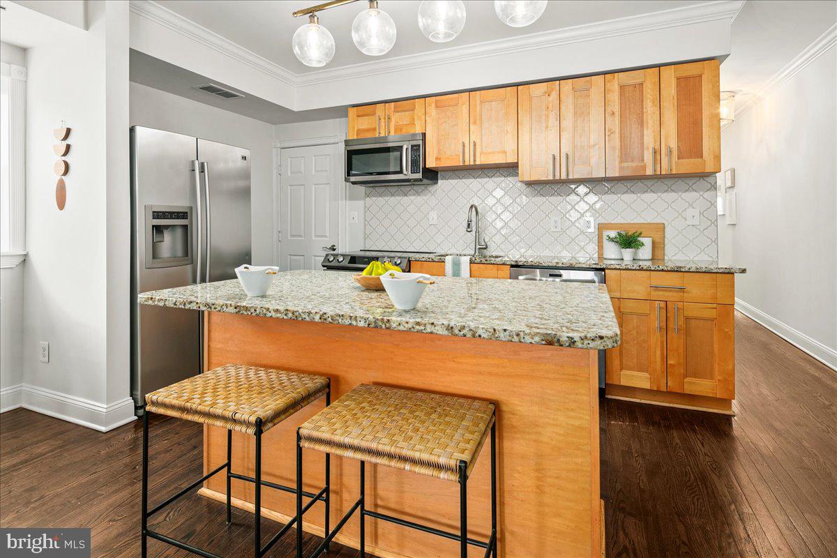 14 O ST NW #14-B, WASHINGTON, District Of Columbia 20001, 2 Bedrooms Bedrooms, ,2 BathroomsBathrooms,Residential,For sale,14 O ST NW #14-B,DCDC2243382 MLS # DCDC2243382