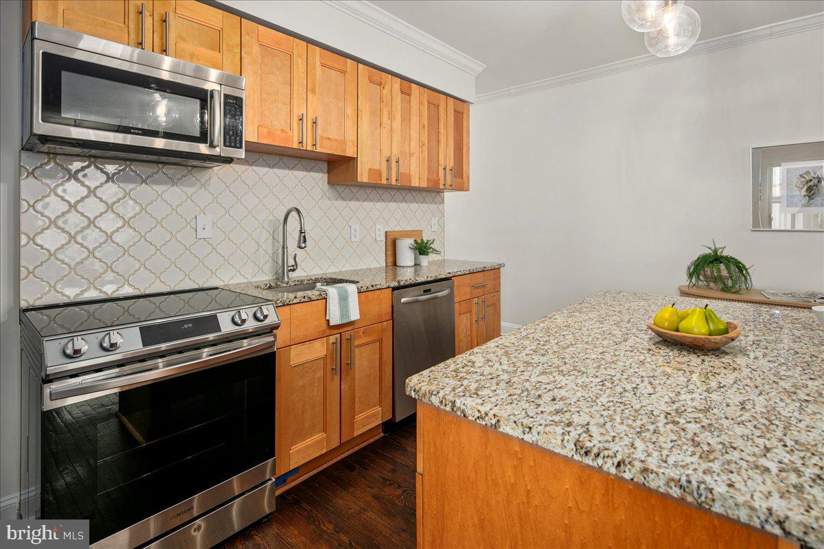 14 O ST NW #14-B, WASHINGTON, District Of Columbia 20001, 2 Bedrooms Bedrooms, ,2 BathroomsBathrooms,Residential,For sale,14 O ST NW #14-B,DCDC2243382 MLS # DCDC2243382