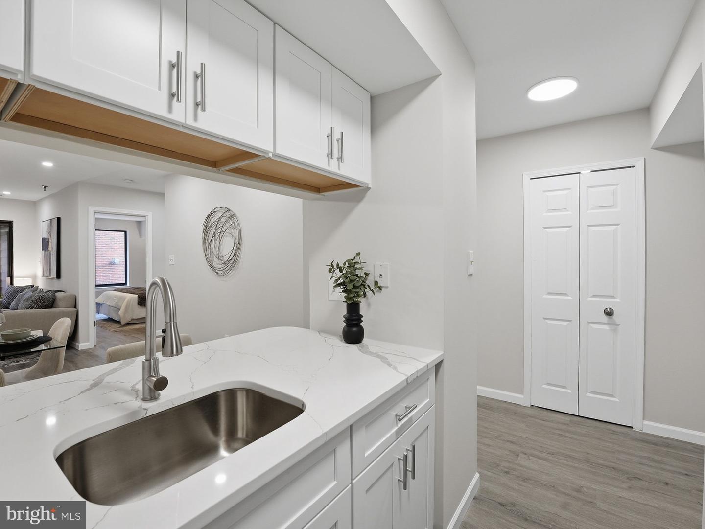 1029 N STUART ST #302, ARLINGTON, Virginia 22201, 1 Bedroom Bedrooms, ,1 BathroomBathrooms,Residential,For sale,1029 N STUART ST #302,VAAR2068198 MLS # VAAR2068198