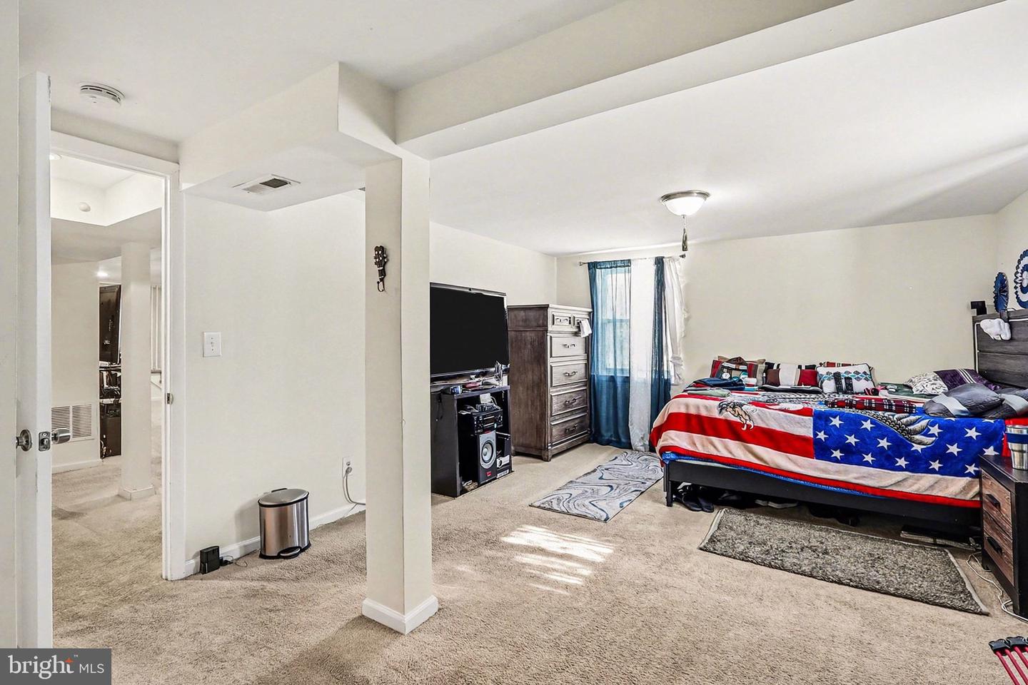 7112 DALHOUSE ST, SPRINGFIELD, Virginia 22151, 4 Bedrooms Bedrooms, ,3 BathroomsBathrooms,Residential,For sale,7112 DALHOUSE ST,VAFX2287716 MLS # VAFX2287716