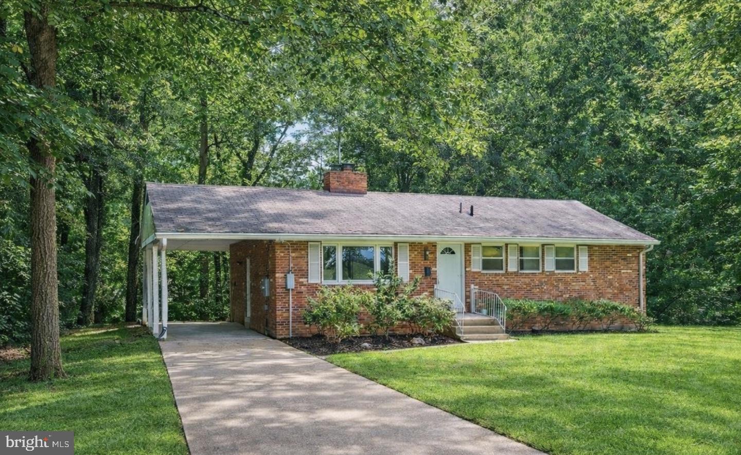 7112 DALHOUSE ST, SPRINGFIELD, Virginia 22151, 4 Bedrooms Bedrooms, ,3 BathroomsBathrooms,Residential,For sale,7112 DALHOUSE ST,VAFX2287716 MLS # VAFX2287716