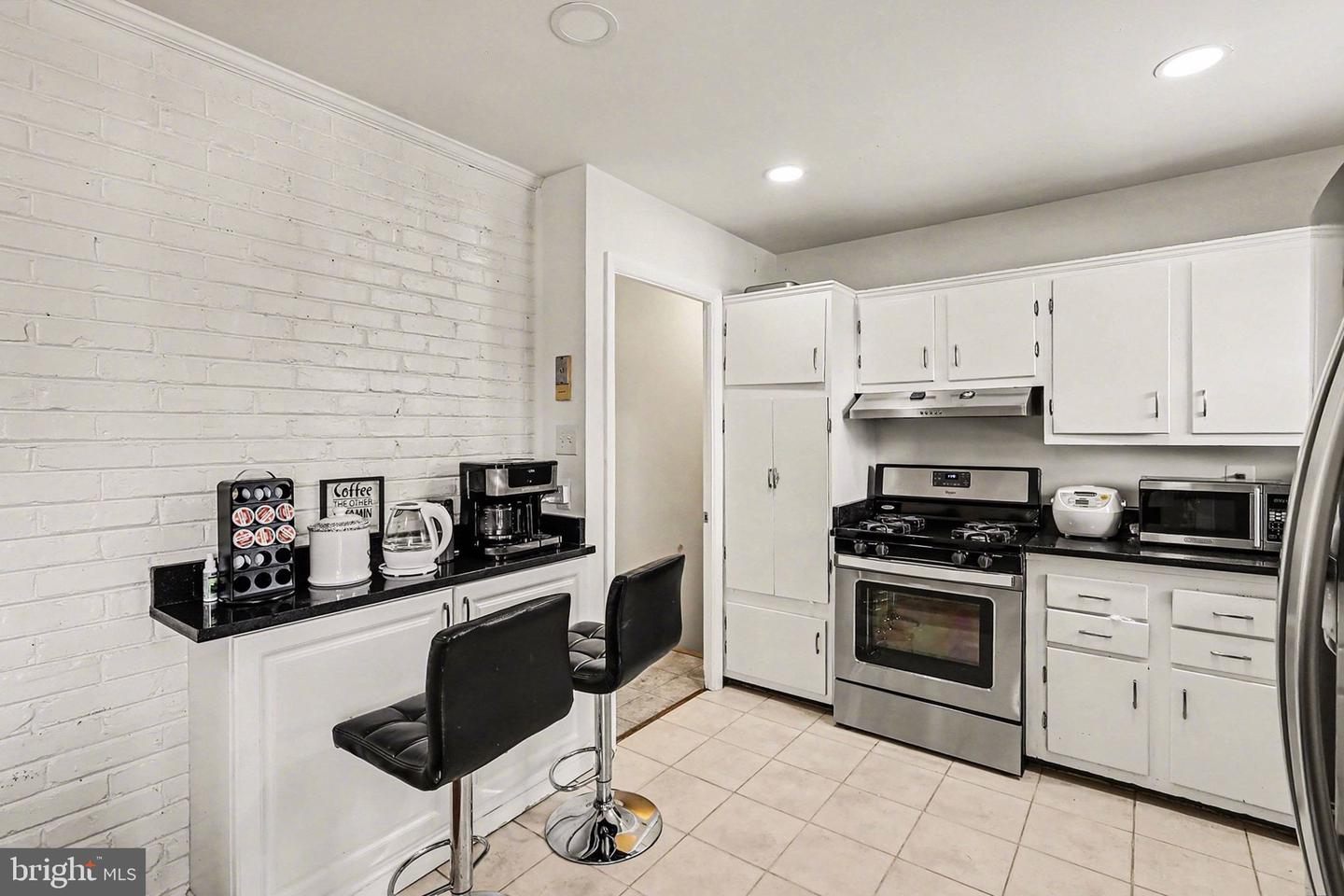 7112 DALHOUSE ST, SPRINGFIELD, Virginia 22151, 4 Bedrooms Bedrooms, ,3 BathroomsBathrooms,Residential,For sale,7112 DALHOUSE ST,VAFX2287716 MLS # VAFX2287716