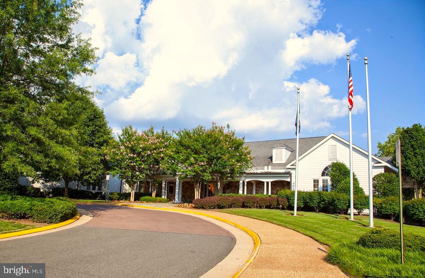 8268 ROXBOROUGH LOOP, GAINESVILLE, Virginia 20155, 3 Bedrooms Bedrooms, ,3 BathroomsBathrooms,Residential,For sale,8268 ROXBOROUGH LOOP,VAPW2111366 MLS # VAPW2111366