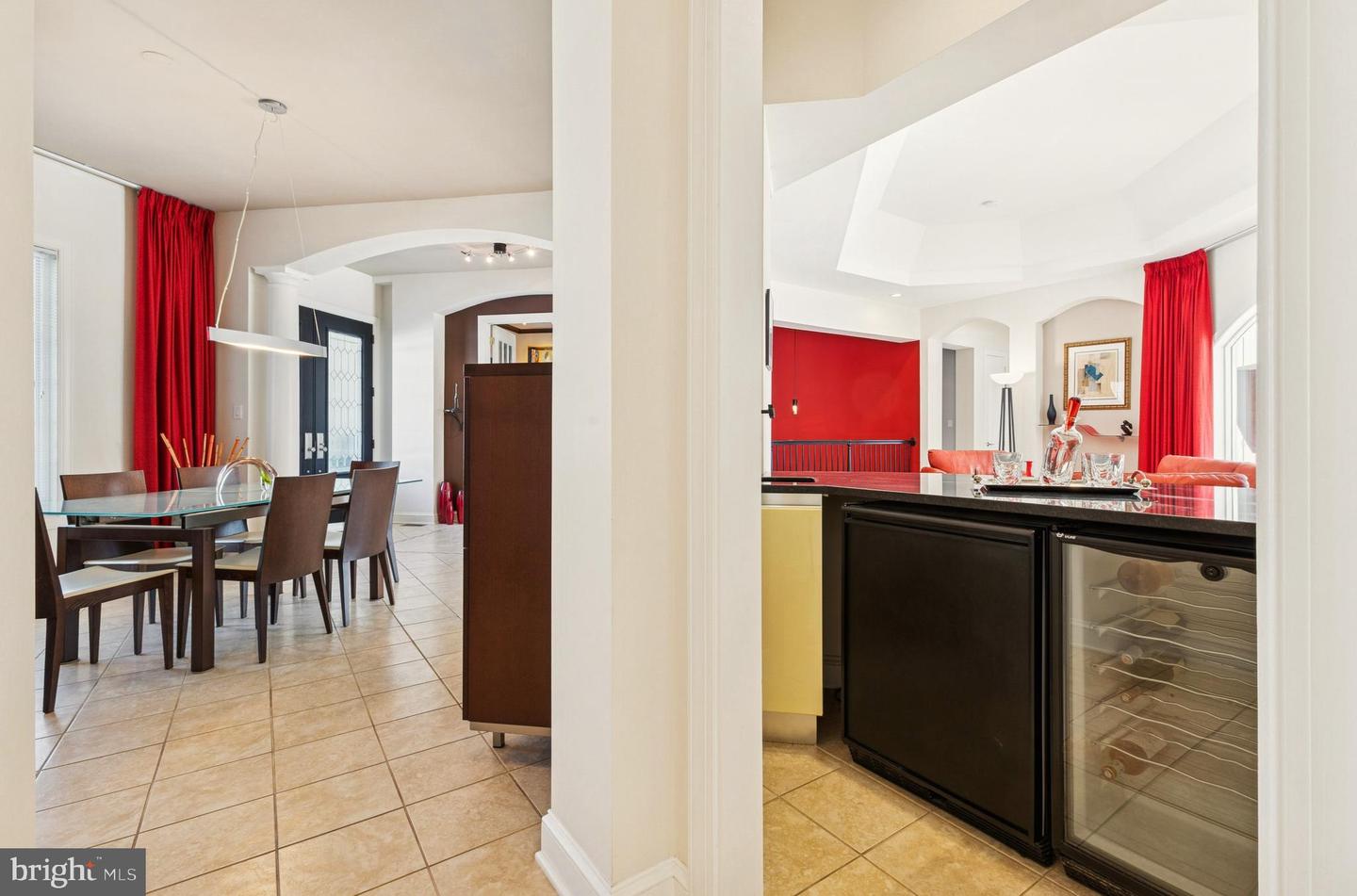 8268 ROXBOROUGH LOOP, GAINESVILLE, Virginia 20155, 3 Bedrooms Bedrooms, ,3 BathroomsBathrooms,Residential,For sale,8268 ROXBOROUGH LOOP,VAPW2111366 MLS # VAPW2111366