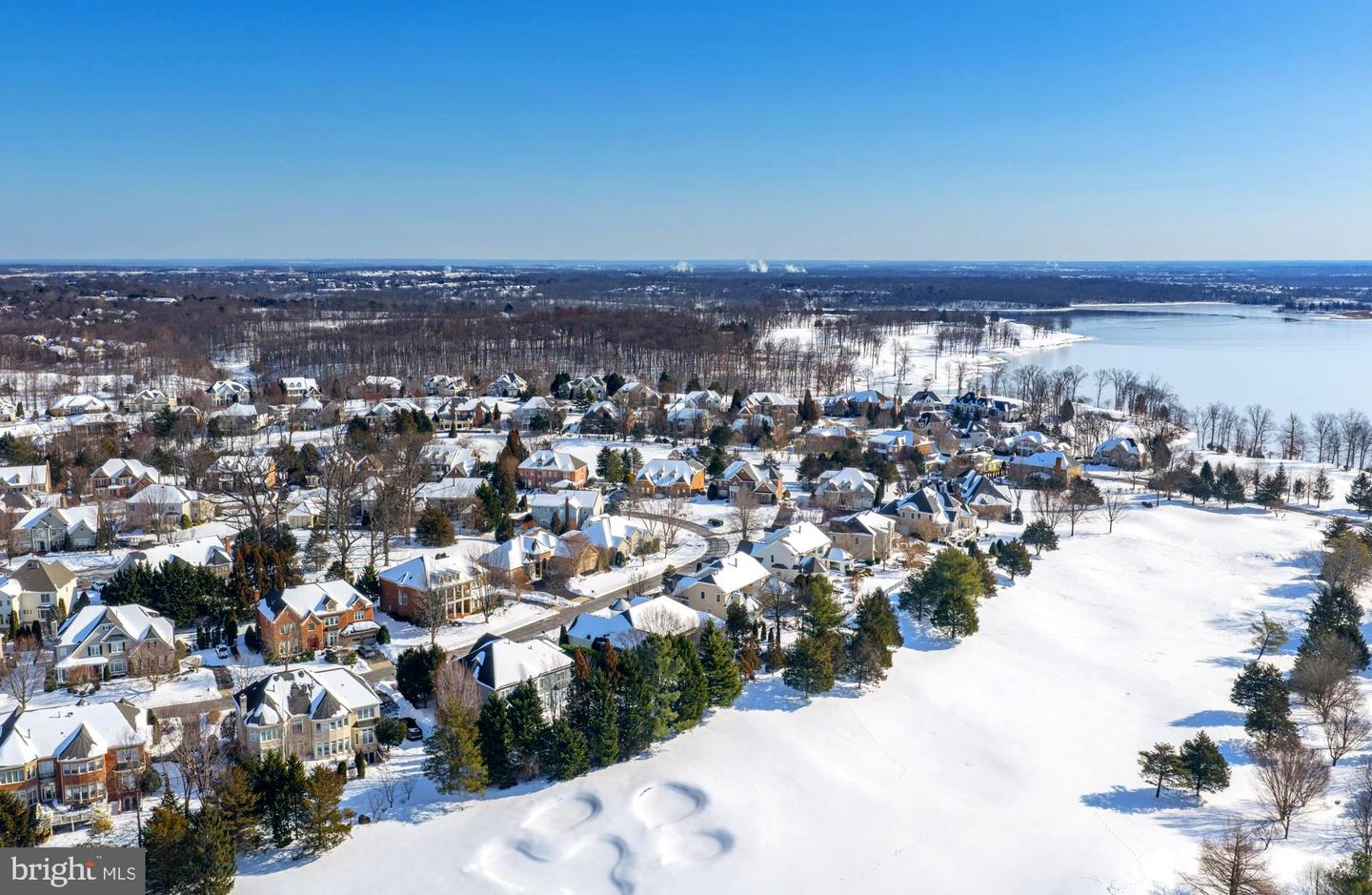 8268 ROXBOROUGH LOOP, GAINESVILLE, Virginia 20155, 3 Bedrooms Bedrooms, ,3 BathroomsBathrooms,Residential,For sale,8268 ROXBOROUGH LOOP,VAPW2111366 MLS # VAPW2111366