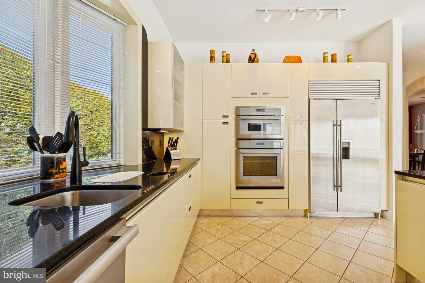 8268 ROXBOROUGH LOOP, GAINESVILLE, Virginia 20155, 3 Bedrooms Bedrooms, ,3 BathroomsBathrooms,Residential,For sale,8268 ROXBOROUGH LOOP,VAPW2111366 MLS # VAPW2111366