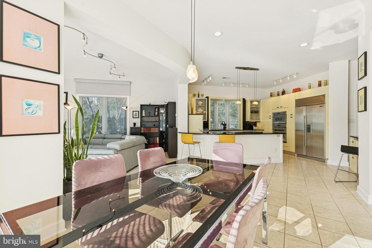 8268 ROXBOROUGH LOOP, GAINESVILLE, Virginia 20155, 3 Bedrooms Bedrooms, ,3 BathroomsBathrooms,Residential,For sale,8268 ROXBOROUGH LOOP,VAPW2111366 MLS # VAPW2111366