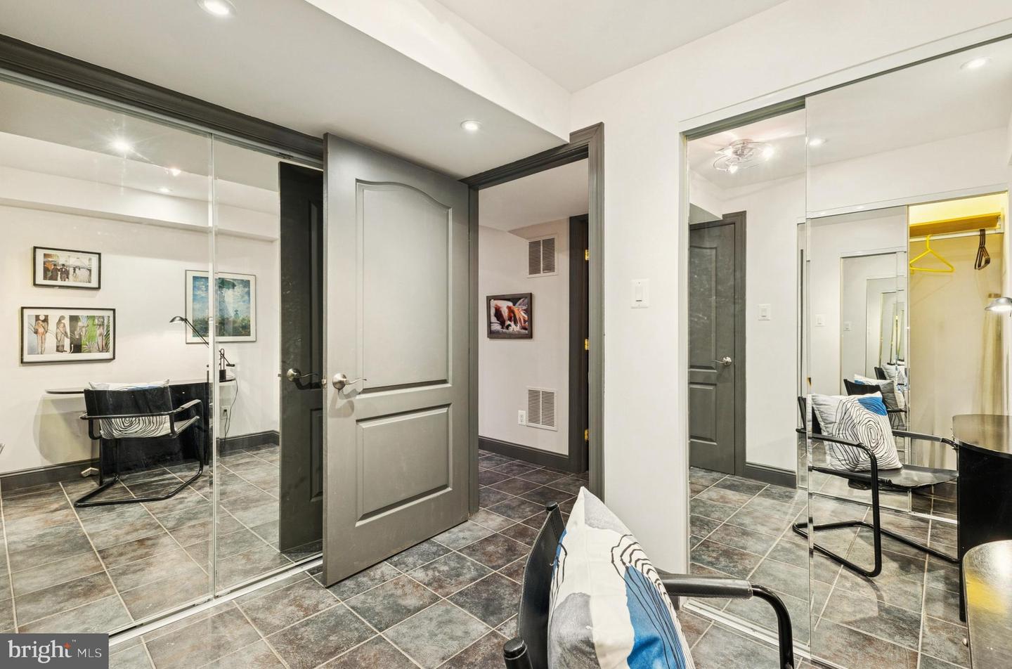 8268 ROXBOROUGH LOOP, GAINESVILLE, Virginia 20155, 3 Bedrooms Bedrooms, ,3 BathroomsBathrooms,Residential,For sale,8268 ROXBOROUGH LOOP,VAPW2111366 MLS # VAPW2111366