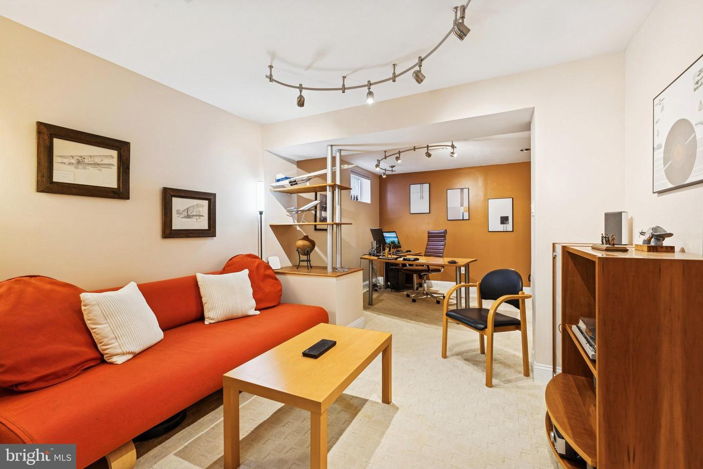 8268 ROXBOROUGH LOOP, GAINESVILLE, Virginia 20155, 3 Bedrooms Bedrooms, ,3 BathroomsBathrooms,Residential,For sale,8268 ROXBOROUGH LOOP,VAPW2111366 MLS # VAPW2111366