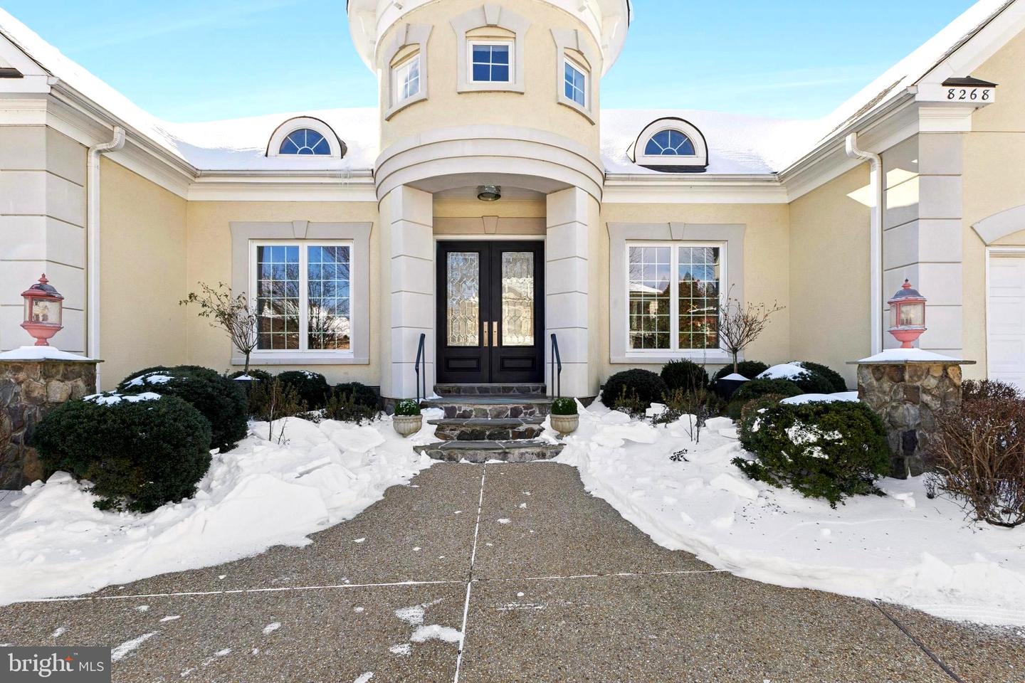 8268 ROXBOROUGH LOOP, GAINESVILLE, Virginia 20155, 3 Bedrooms Bedrooms, ,3 BathroomsBathrooms,Residential,For sale,8268 ROXBOROUGH LOOP,VAPW2111366 MLS # VAPW2111366