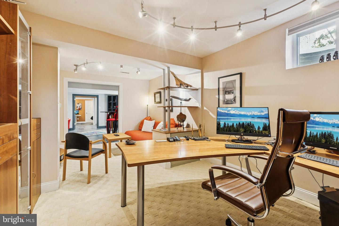 8268 ROXBOROUGH LOOP, GAINESVILLE, Virginia 20155, 3 Bedrooms Bedrooms, ,3 BathroomsBathrooms,Residential,For sale,8268 ROXBOROUGH LOOP,VAPW2111366 MLS # VAPW2111366