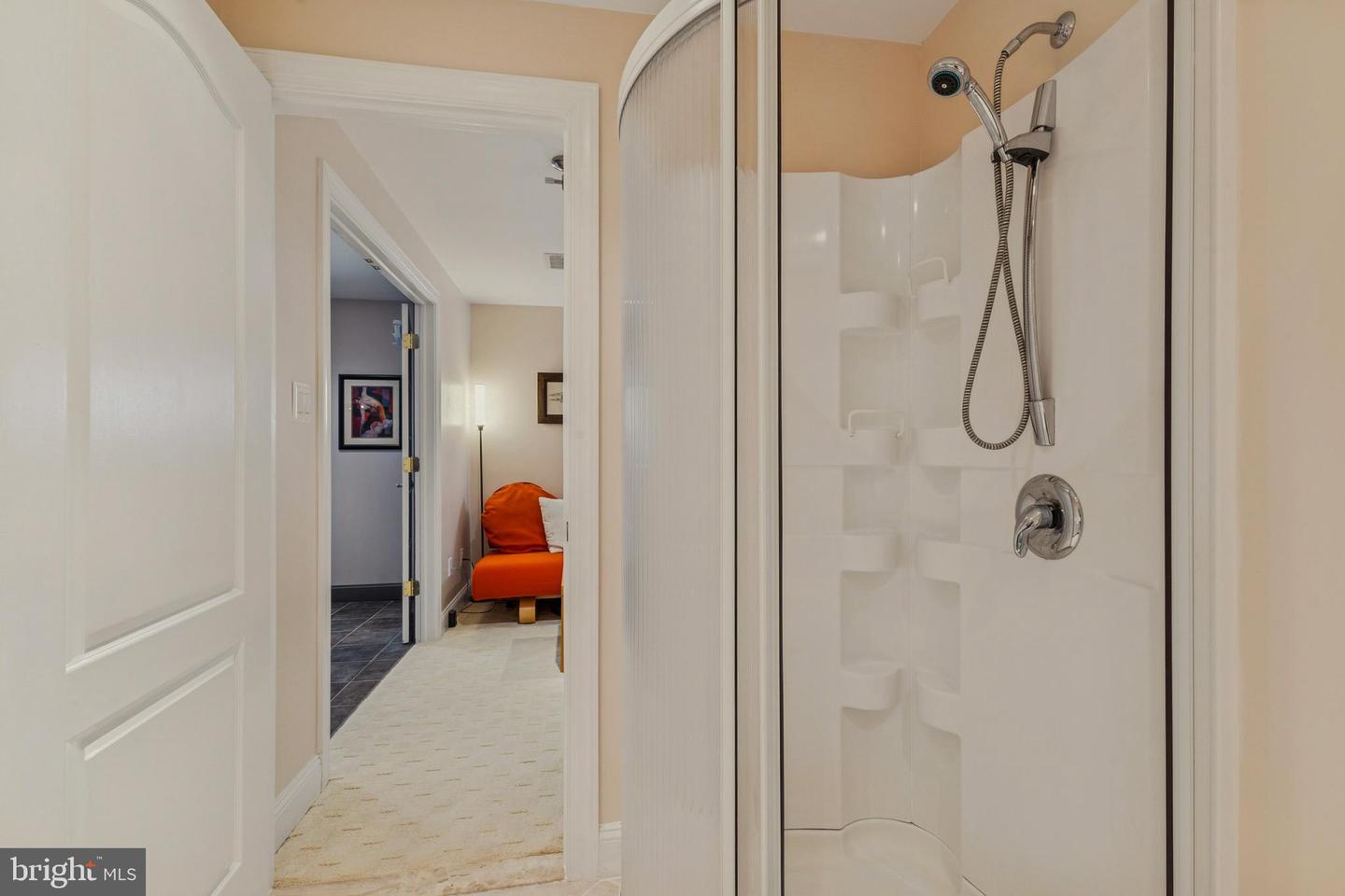 8268 ROXBOROUGH LOOP, GAINESVILLE, Virginia 20155, 3 Bedrooms Bedrooms, ,3 BathroomsBathrooms,Residential,For sale,8268 ROXBOROUGH LOOP,VAPW2111366 MLS # VAPW2111366