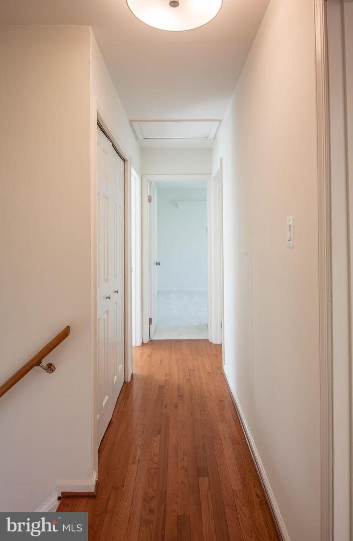 9102 RED LION TAVERN CT, SPRINGFIELD, Virginia 22153, 4 Bedrooms Bedrooms, ,2 BathroomsBathrooms,Residential,For sale,9102 RED LION TAVERN CT,VAFX2287774 MLS # VAFX2287774