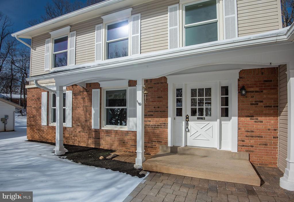 9102 RED LION TAVERN CT, SPRINGFIELD, Virginia 22153, 4 Bedrooms Bedrooms, ,2 BathroomsBathrooms,Residential,For sale,9102 RED LION TAVERN CT,VAFX2287774 MLS # VAFX2287774