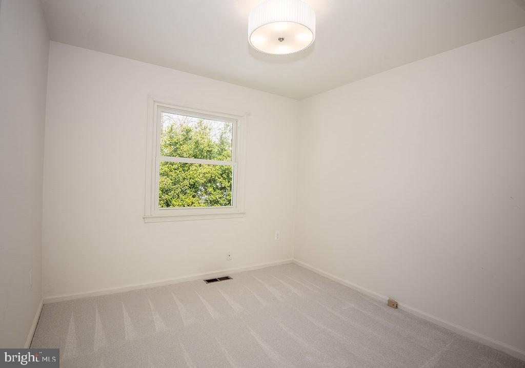 9102 RED LION TAVERN CT, SPRINGFIELD, Virginia 22153, 4 Bedrooms Bedrooms, ,2 BathroomsBathrooms,Residential,For sale,9102 RED LION TAVERN CT,VAFX2287774 MLS # VAFX2287774