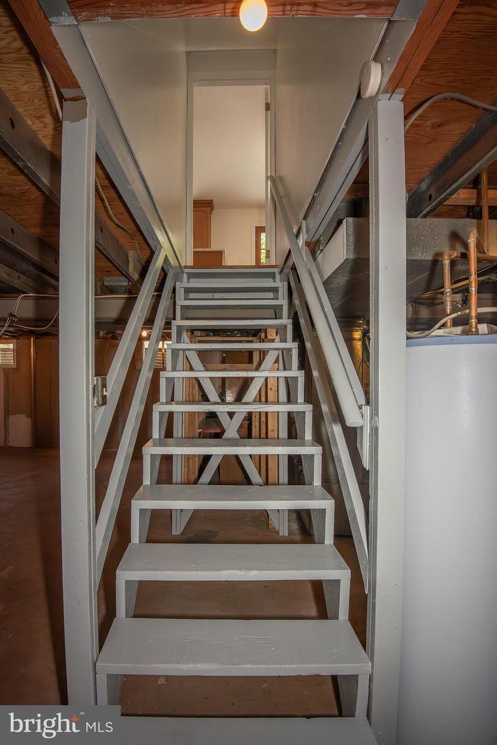 9102 RED LION TAVERN CT, SPRINGFIELD, Virginia 22153, 4 Bedrooms Bedrooms, ,2 BathroomsBathrooms,Residential,For sale,9102 RED LION TAVERN CT,VAFX2287774 MLS # VAFX2287774