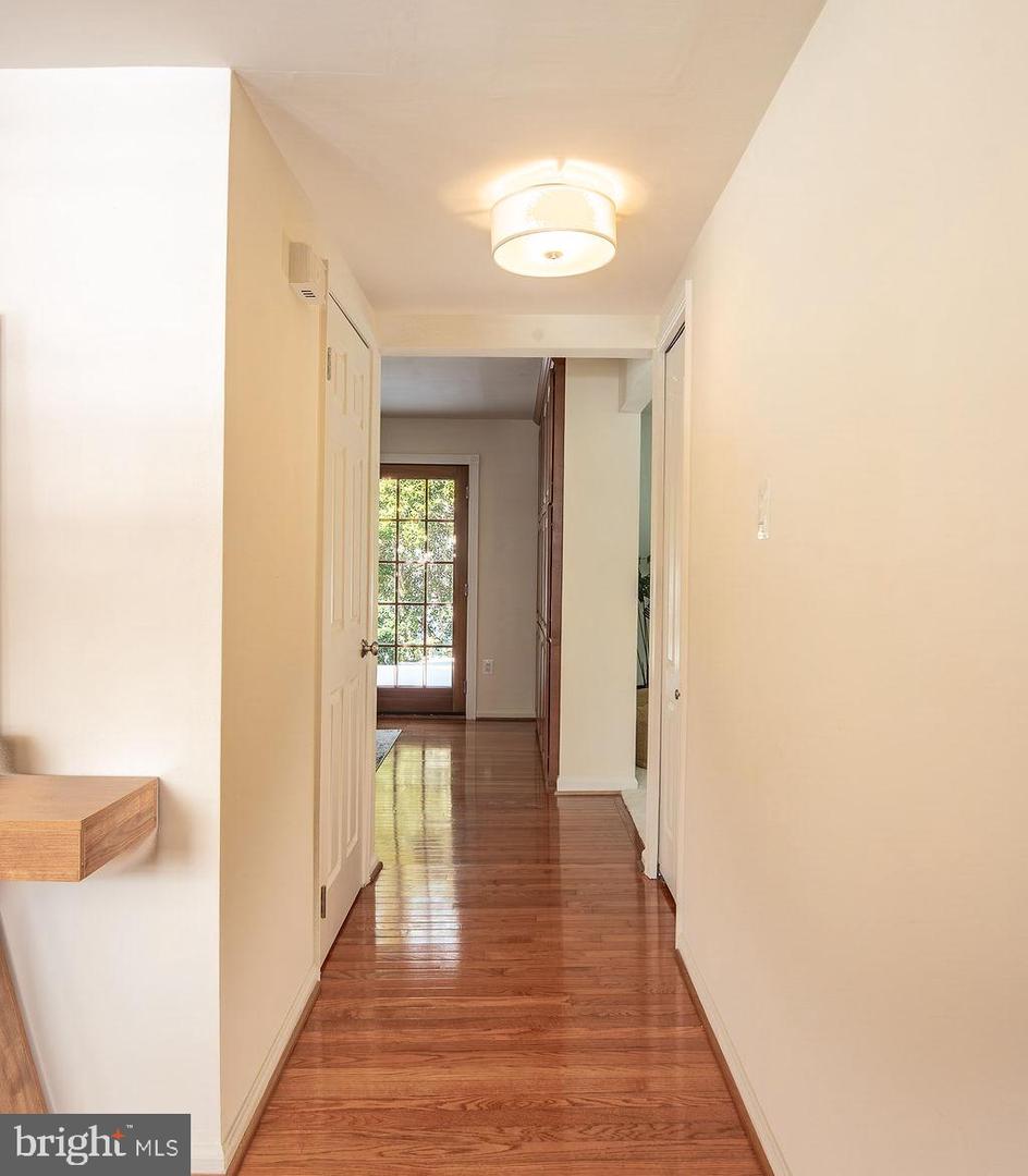 9102 RED LION TAVERN CT, SPRINGFIELD, Virginia 22153, 4 Bedrooms Bedrooms, ,2 BathroomsBathrooms,Residential,For sale,9102 RED LION TAVERN CT,VAFX2287774 MLS # VAFX2287774