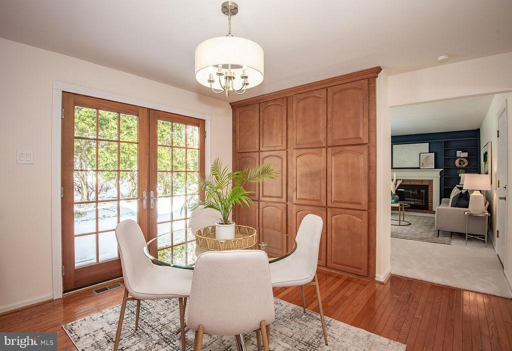 9102 RED LION TAVERN CT, SPRINGFIELD, Virginia 22153, 4 Bedrooms Bedrooms, ,2 BathroomsBathrooms,Residential,For sale,9102 RED LION TAVERN CT,VAFX2287774 MLS # VAFX2287774