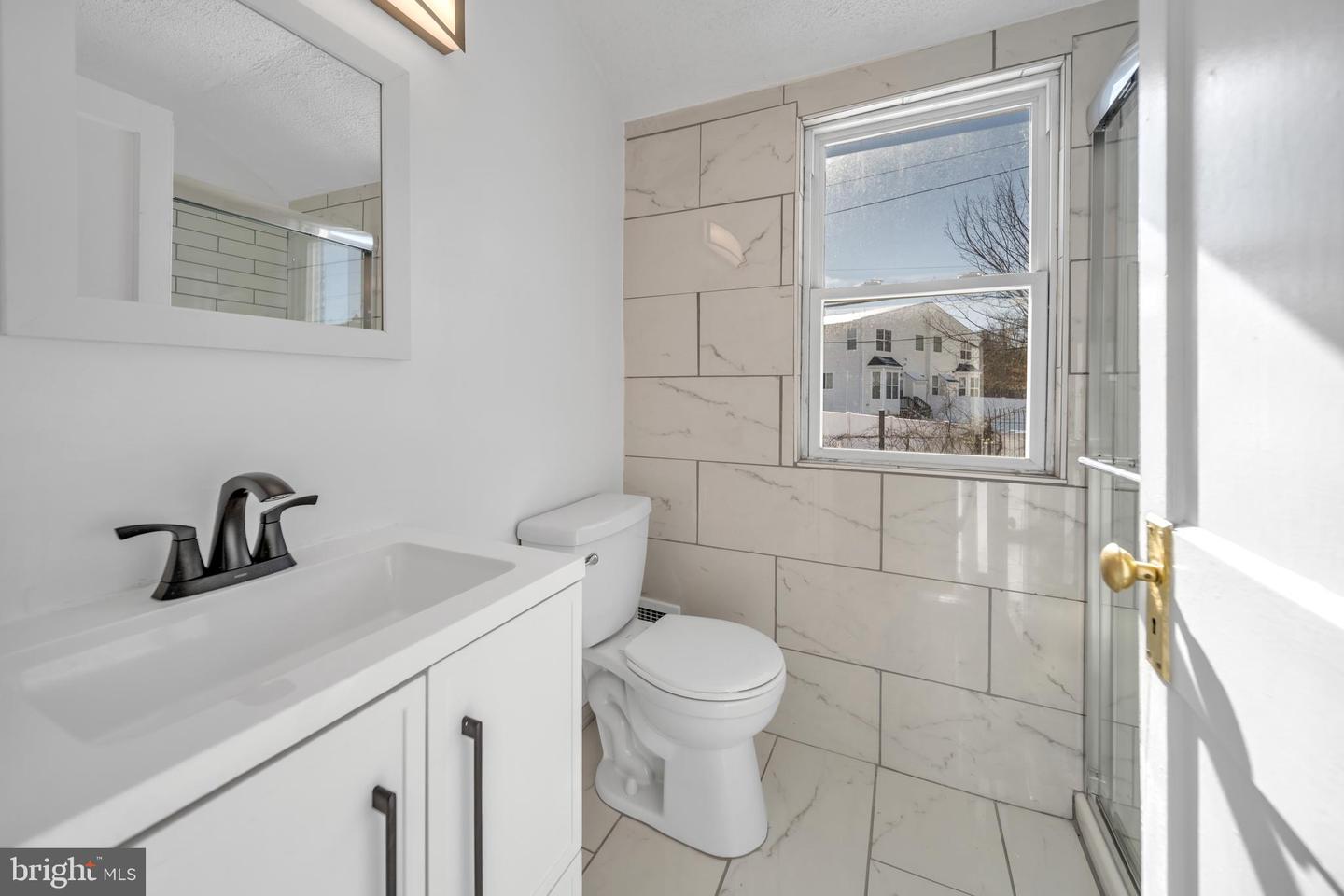 647 EMERSON ST NE, WASHINGTON, District Of Columbia 20017, 3 Bedrooms Bedrooms, ,2 BathroomsBathrooms,Residential,For sale,647 EMERSON ST NE,DCDC2243552 MLS # DCDC2243552