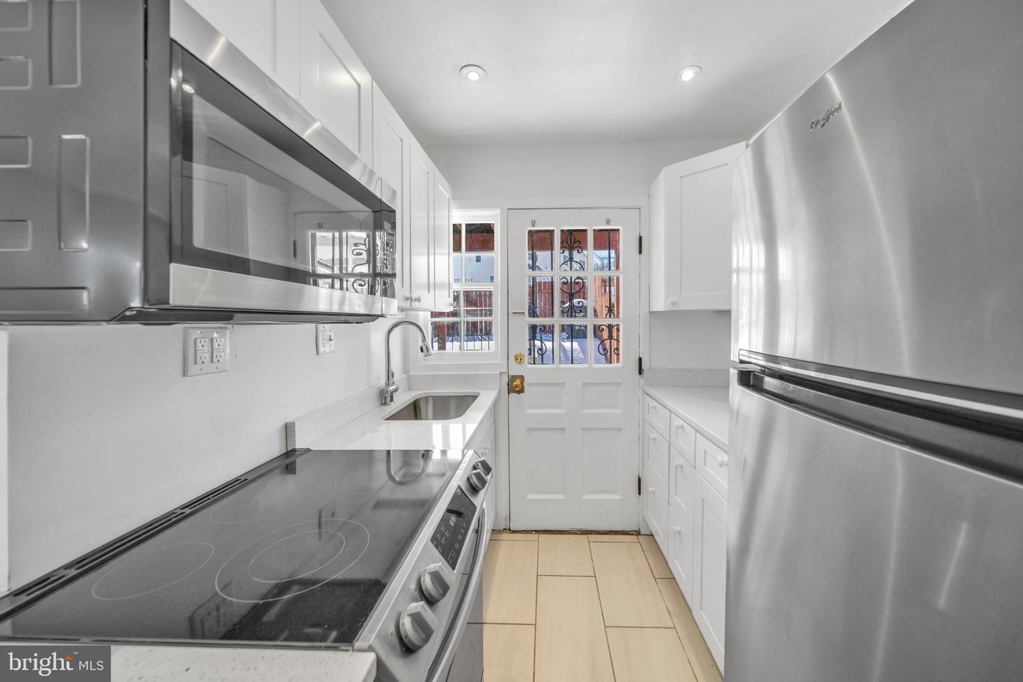 647 EMERSON ST NE, WASHINGTON, District Of Columbia 20017, 3 Bedrooms Bedrooms, ,2 BathroomsBathrooms,Residential,For sale,647 EMERSON ST NE,DCDC2243552 MLS # DCDC2243552