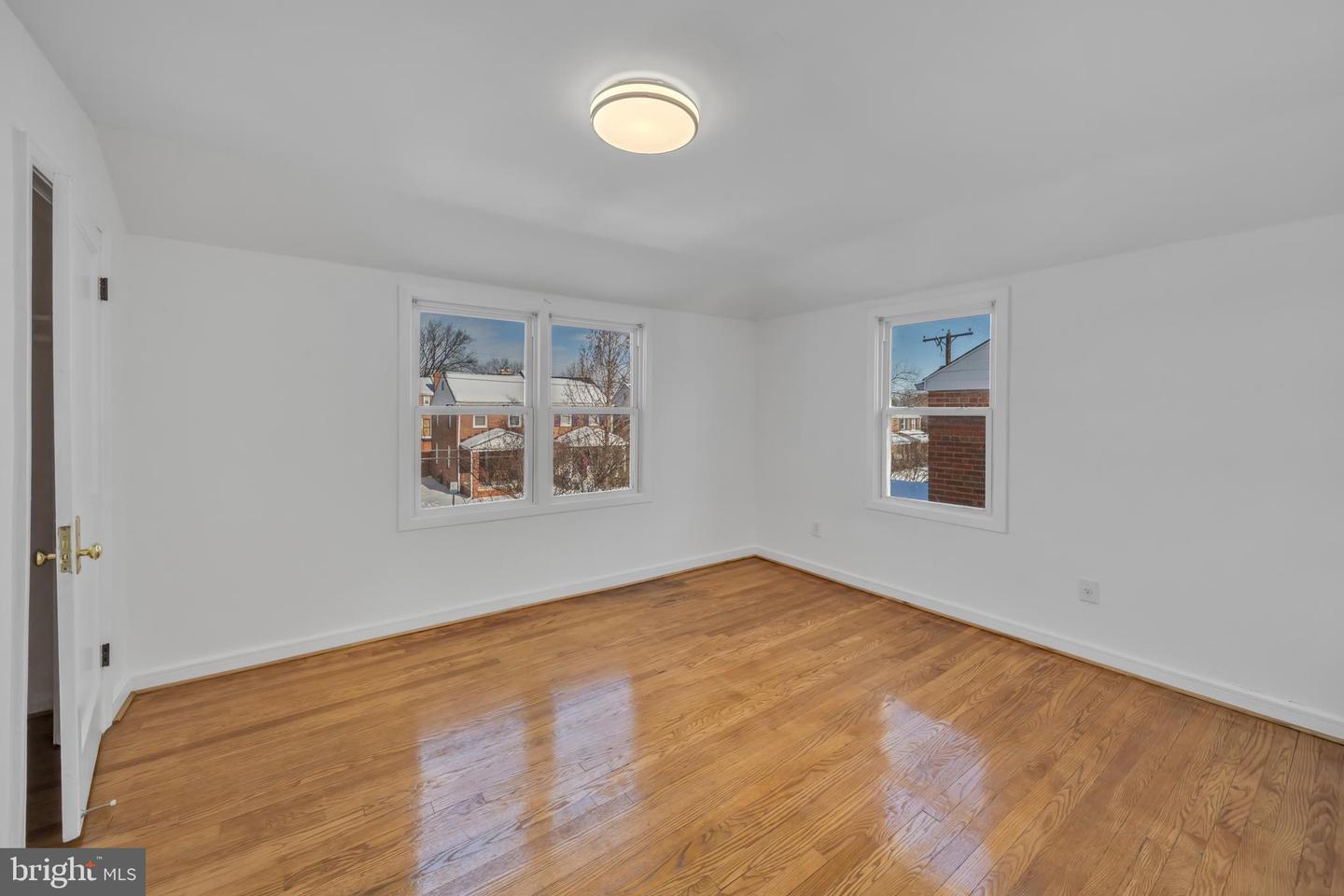 647 EMERSON ST NE, WASHINGTON, District Of Columbia 20017, 3 Bedrooms Bedrooms, ,2 BathroomsBathrooms,Residential,For sale,647 EMERSON ST NE,DCDC2243552 MLS # DCDC2243552