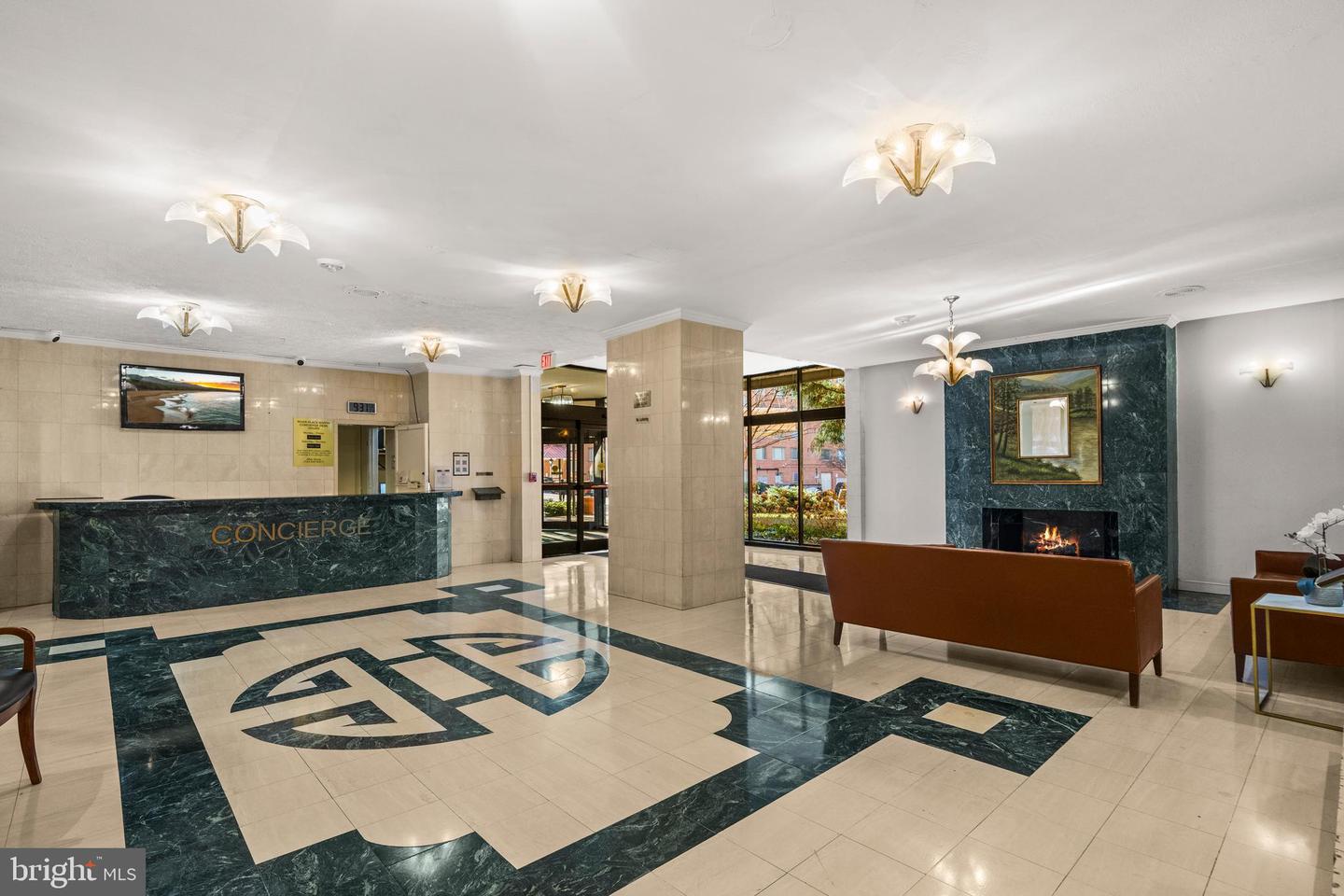 1121 ARLINGTON BLVD #405, ARLINGTON, Virginia 22209, 1 Bedroom Bedrooms, ,1 BathroomBathrooms,Residential,For sale,1121 ARLINGTON BLVD #405,VAAR2068220 MLS # VAAR2068220