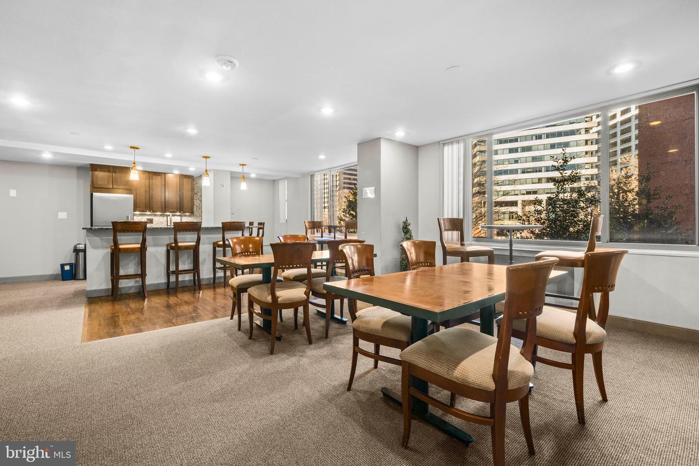 1121 ARLINGTON BLVD #405, ARLINGTON, Virginia 22209, 1 Bedroom Bedrooms, ,1 BathroomBathrooms,Residential,For sale,1121 ARLINGTON BLVD #405,VAAR2068220 MLS # VAAR2068220